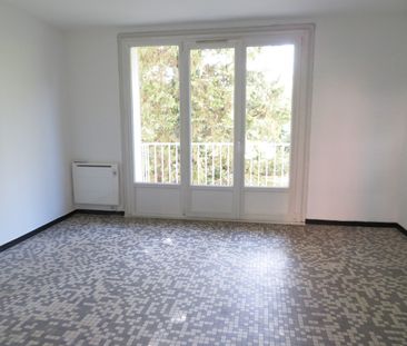 T3, Rue de Rivoli, 67m², 510€ H.C, Nîmes. - Photo 3