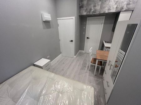 Studio Flat, Amhurst Road, E8 - Photo 2