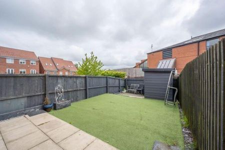 3 bedroom townhouse to rent - Photo 4