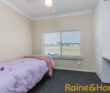 Renovated Family Home - Photo 1