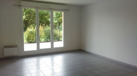 Location Appartement 3 Pièces 66 m² - Photo 2