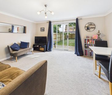 3 bedroom semi-detached house to rent - Photo 2