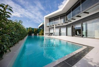 Maspalomas, Canary Islands 35100