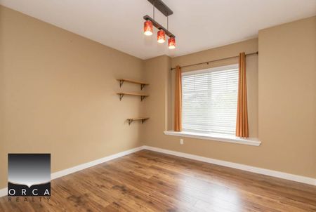 19085 68 Avenue Surrey, BC (Upper Level) - Photo 5