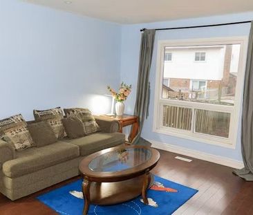 For Lease - 55 Danjohn Crescent, Toronto, Ontario - Photo 5