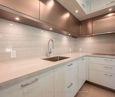 105 10 Inn On The Park Drive - Photo 3