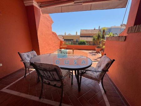 ALQUILER ADOSADA EXCLUSIVA | 2.700 €, 277 m² - Photo 2