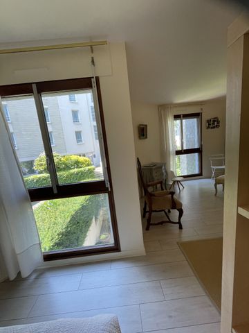 Appartement 45 m² - 2 Pièces - Le Chesnay Rocquencourt (78150) - Photo 4