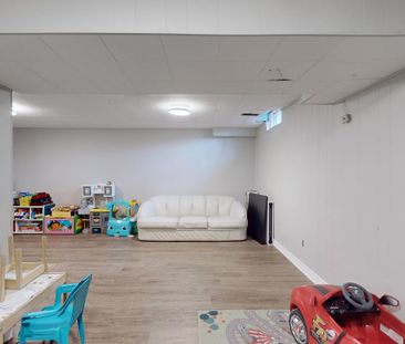 For Lease - 18 Knightsbridge Way, Markham, Ontario - Photo 4