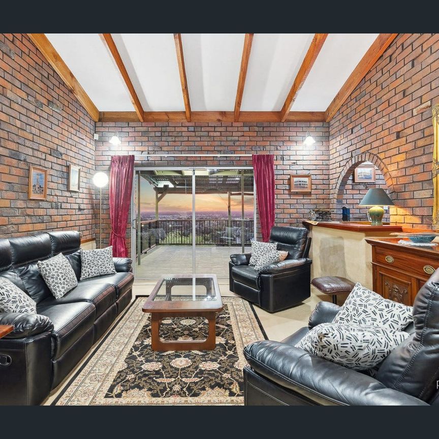 Divine & One of a Kind - Photo 1