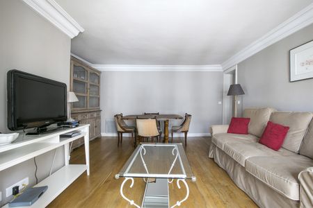 Appartement à louer rue Boissy d'Anglas, Paris 8ème - Photo 4