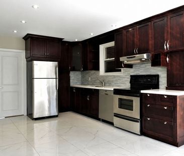 For Lease - 42 Emerald Crescent Unit# 2, Toronto, Ontario - Photo 5