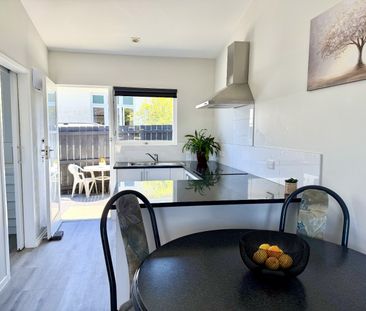 Unit 2, 8 Heretaunga Avenue, Onehunga, Auckland - Photo 1