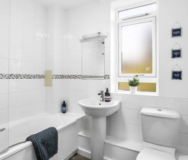 2 bedroom apartment to rent - Photo 6