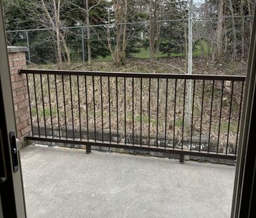 For Lease - 25 Meadow Lane Unit# 302, Barrie, Ontario - Photo 6