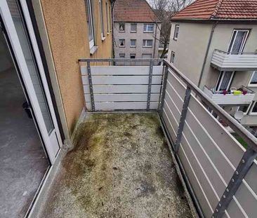 Modernisierung in 2022!! 2,5-Zimmer-Wohnung mit Balkon in Stadtlage - Photo 3