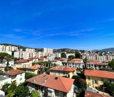 Location Appartement 2 pièces 45m² NICE 06100 - Photo 6