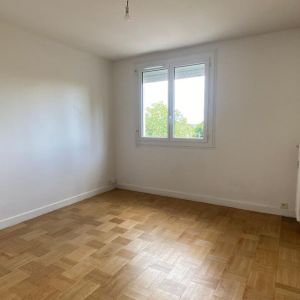Location Appartement 4 pièces 72m² ST BRIEUC 22000 - Photo 2