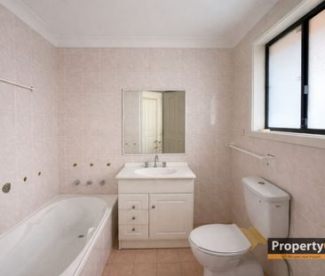 *Modern 2-Bedroom, 3-Bathroom Townhouse in Prime Location* - Photo 6