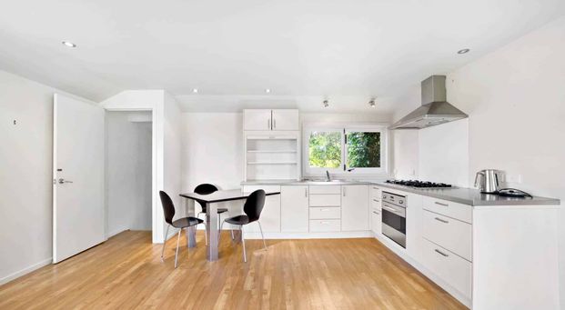 Freestanding 1 bedroom! - Photo 1