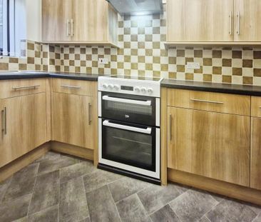 2 bedroom ground floor flat to rent - Photo 6