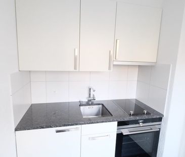 1.5 Zimmer, 30 m², 2. Stock - Foto 2