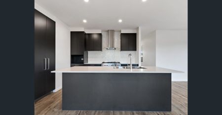 Modern Family Living in Cutters Ridge! - Photo 4