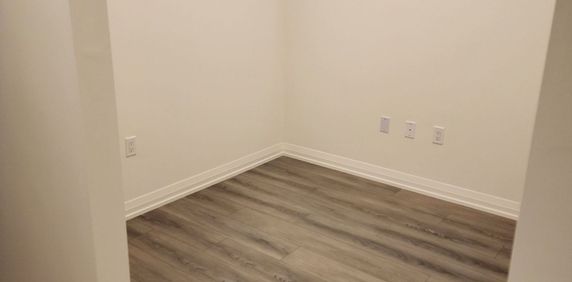 For Lease - 9000 Jane Street Unit# 1210, Vaughan, Ontario - Photo 2