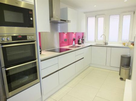 4 bedroom house to rent - Photo 5