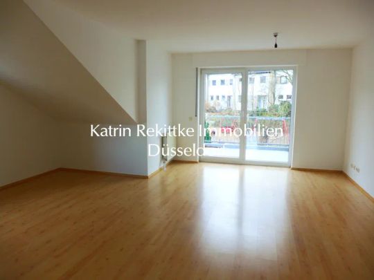 BEZAUBERNDE STUDIOWOHNUNG MIT GROßER SONNENTERRASSE, LAMINAT UND GARAGE - MITTEN IN UNTERBACH!!! - Foto 1