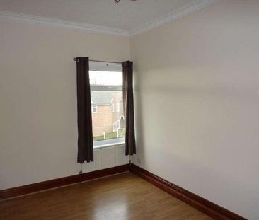 Lake Lock Road, Stanley, Wakefield, West Yorkshire, WF3 - Photo 5