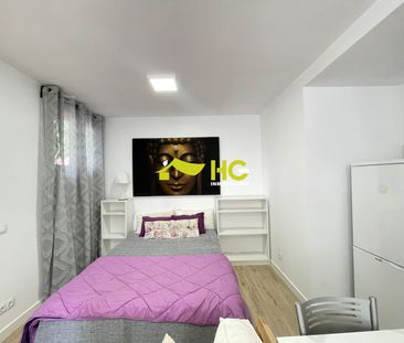 Alquiler Estudio en Urbanización - El Bosque, Villaviciosa De Odón - Photo 2