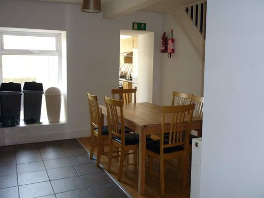 Double Room @ 137 Hanover Street, Swansea. - Photo 1