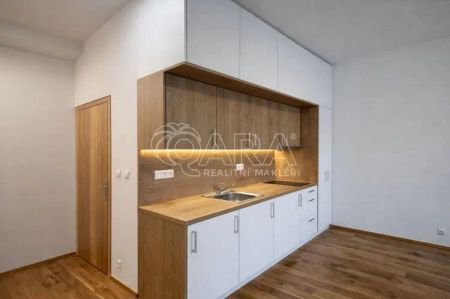 Nový byt 1+kk - Photo 5