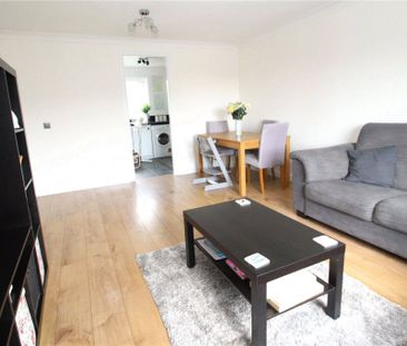 2 bed Flat for rent - Photo 3