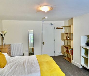 3 Bed Flat, Waverley Road, BS6 - Photo 4