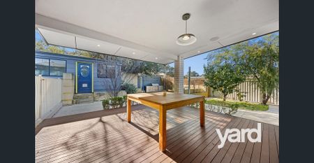 Blend of Character & Modern Living - Photo 5