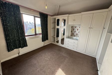 Addison Square - Photo 4