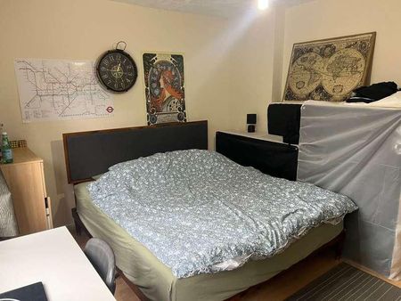 Hayward Gardens, Putney Sw, London, SW15 - Photo 5