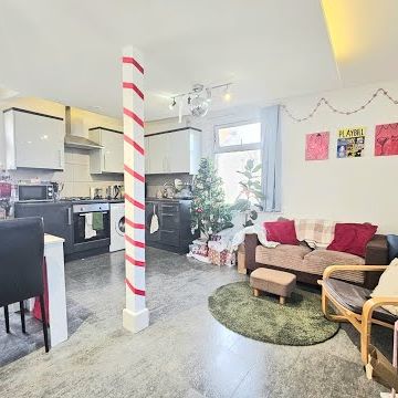 3 Bed Maisonette, Colina Mews, N15 - Photo 1