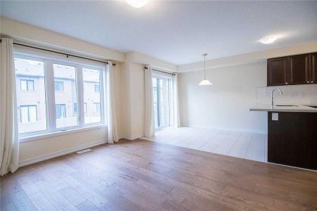 For Lease - 76 Scarletwood Street, Hamilton, Ontario - Photo 2