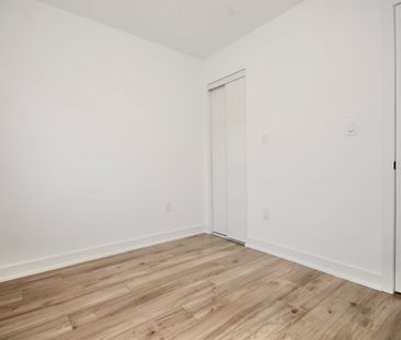 For Lease - 5 Pumpkin Corner Crescent, Barrie, Ontario - Photo 6