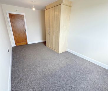 Price £1,500 pcm - Available Now - Unfurnished - Photo 6