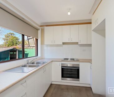 17 Andrew Town Place, Richmond NSW 2753 - House For Rent | Domain - Photo 1