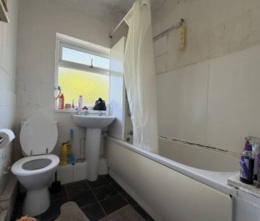 Woodleigh Avenue, BIRMINGHAM - Photo 2