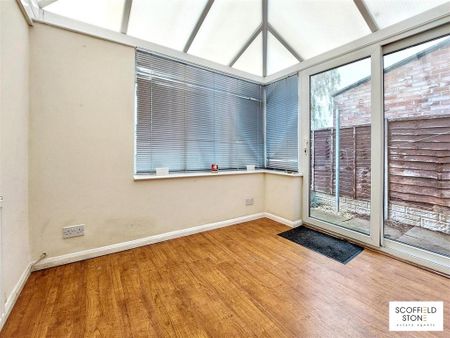 2 bedroom semi-detached house to rent - Photo 3