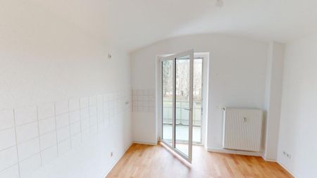 Helle 2-Raum-Wohnung mit Balkon in zentraler Lage - Foto 2