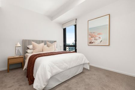 Spacious City-View One-Bedroom in Iconic HM@S - Photo 2