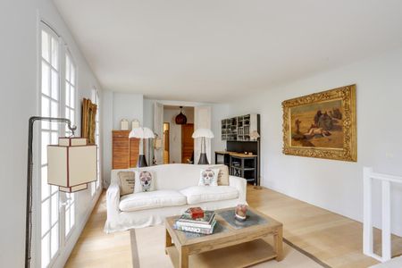 Location Appartement 7 pièces Meublé 260m² PARIS 7ème - Photo 3