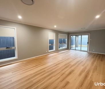 Four Bedroom Home with Multiple Living Arears and Butlers Pantry! - Photo 1